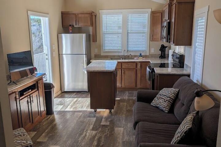 Cedarvale Cabins at Turner Falls