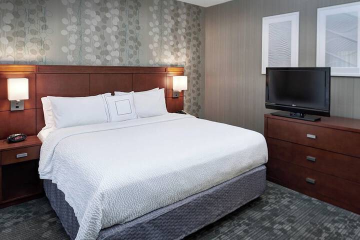 AmericInn by Wyndham Brookfield