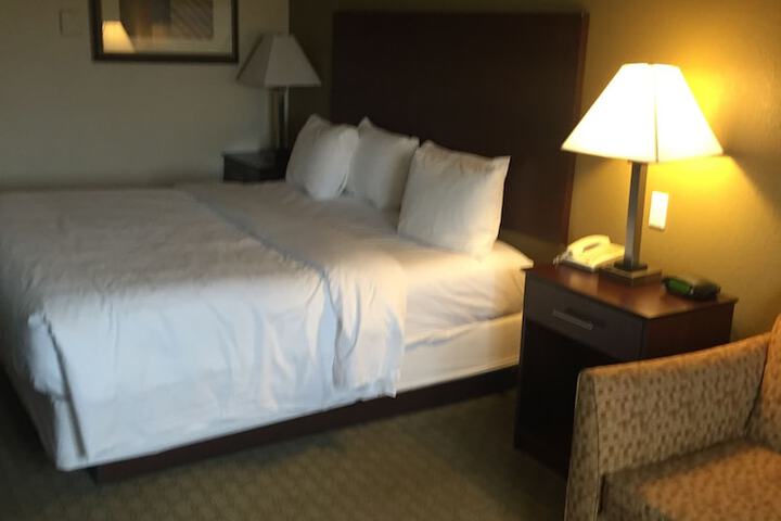 Room 40 of 46