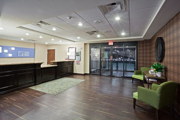 Hotel 4 of 34