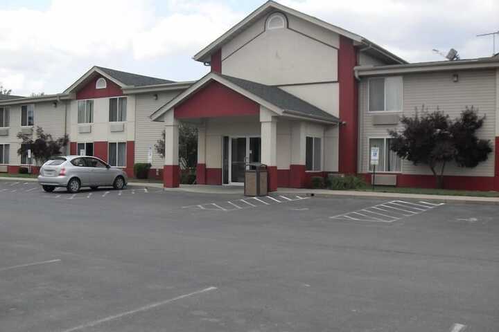 Hotel 2 of 62