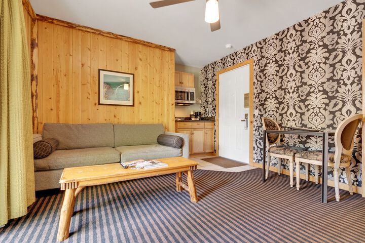 3 Peaks Resort & Beach Club