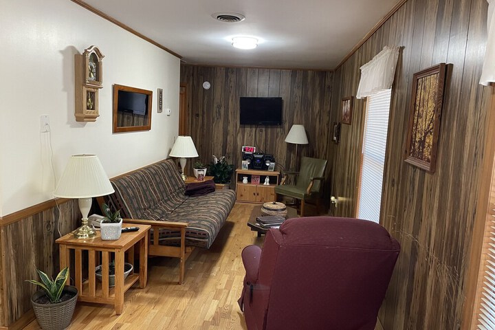 Room 15 of 32