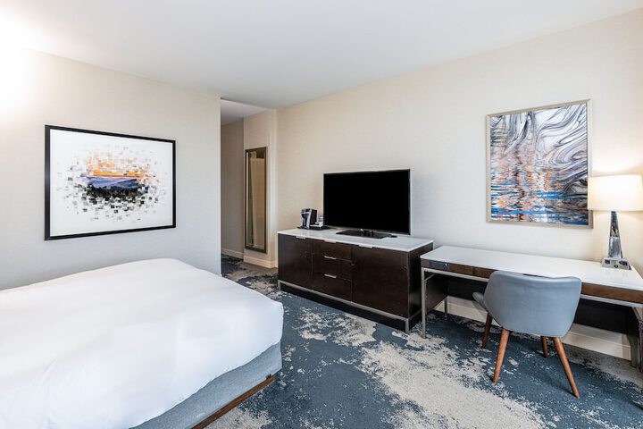 Room 106 of 196