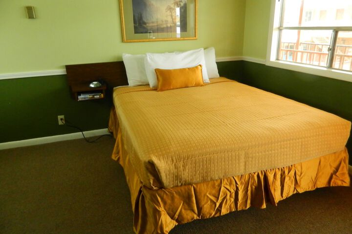 Room 20 of 89