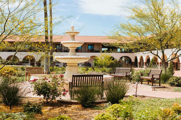 Hotel Exterior 78 of 80