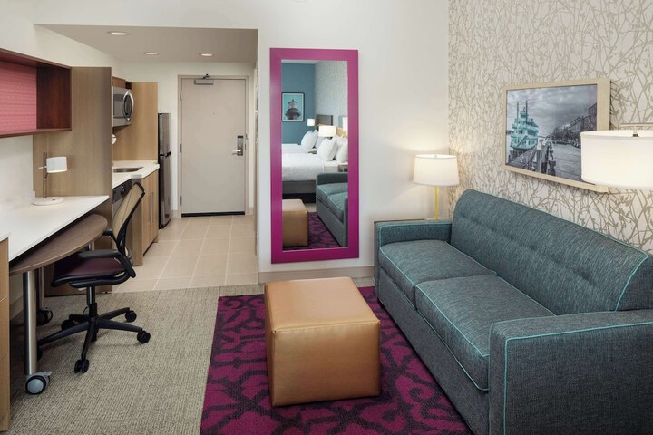 Room 17 of 24