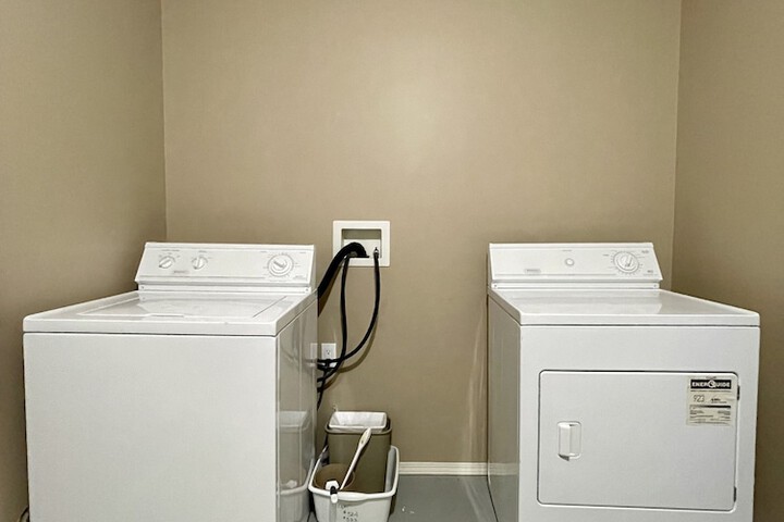 Laundry 86 of 112