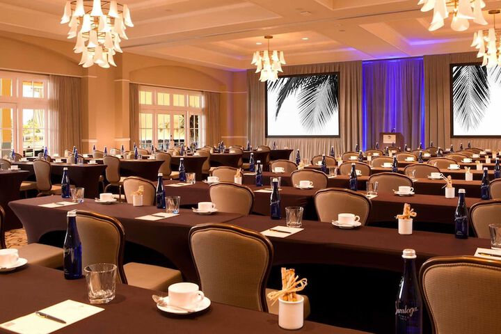LaPlaya Beach & Golf Resort - a Noble House Resort