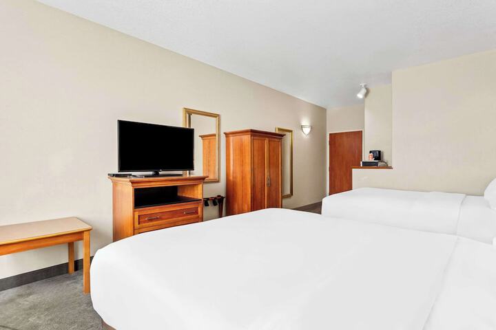 Room 43 of 54
