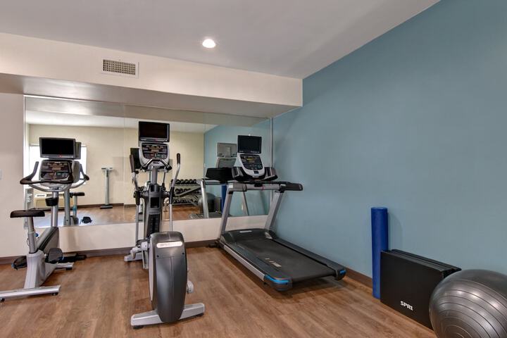 Holiday Inn Express Hotel & Suites Anderson-I-85 by IHG