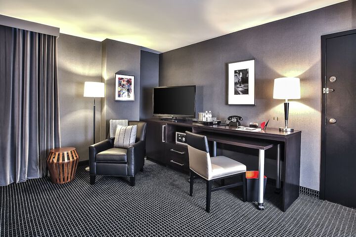 Lord Baltimore Hotel