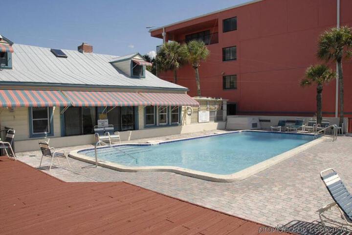 Gulf Towers Resort Motel