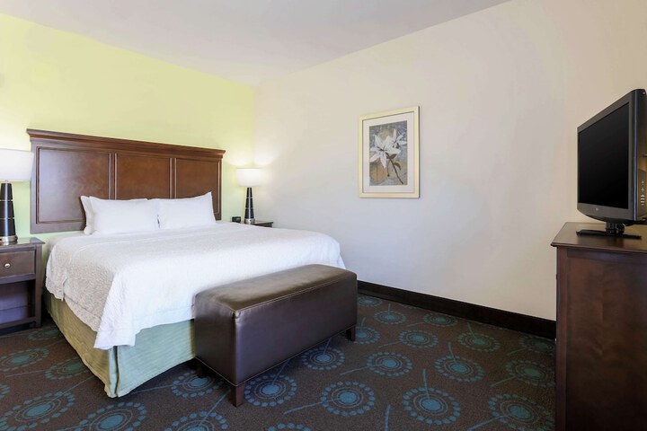 Room 21 of 34