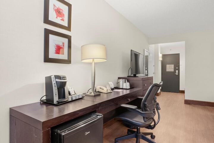 The Armon Stamford Hotel & Conference