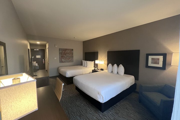 Room 29 of 49