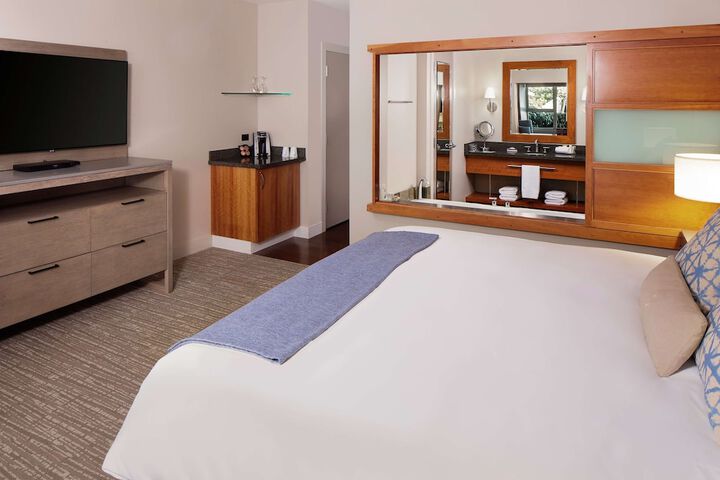 Chrysalis Inn & Spa Bellingham Curio Collection by Hilton