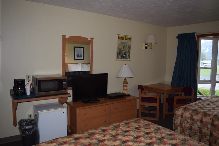Room 18 of 33