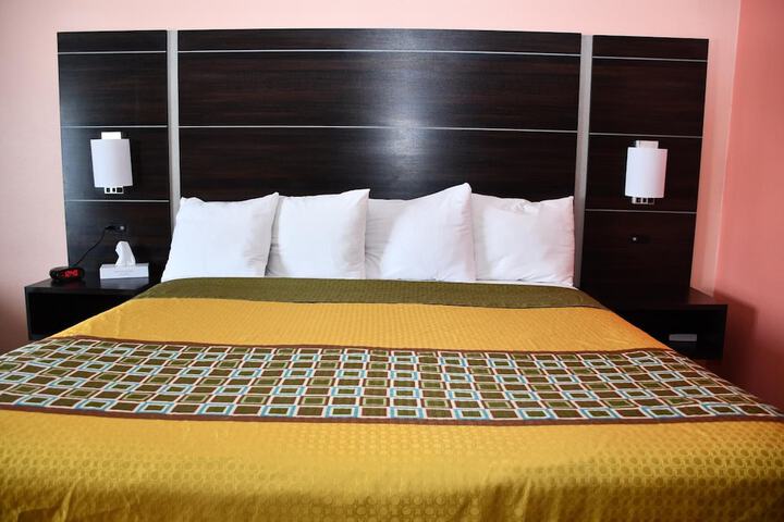 Room 14 of 39