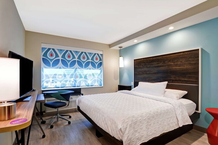 Room 22 of 35