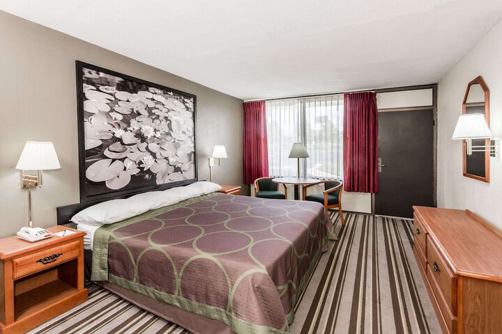 Room 14 of 45