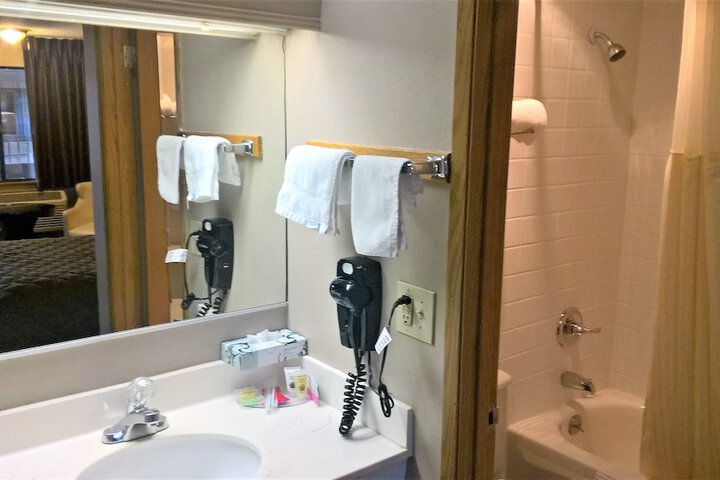 Room 12 of 29