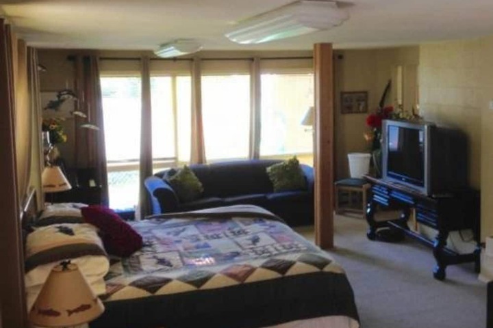 Room 18 of 26