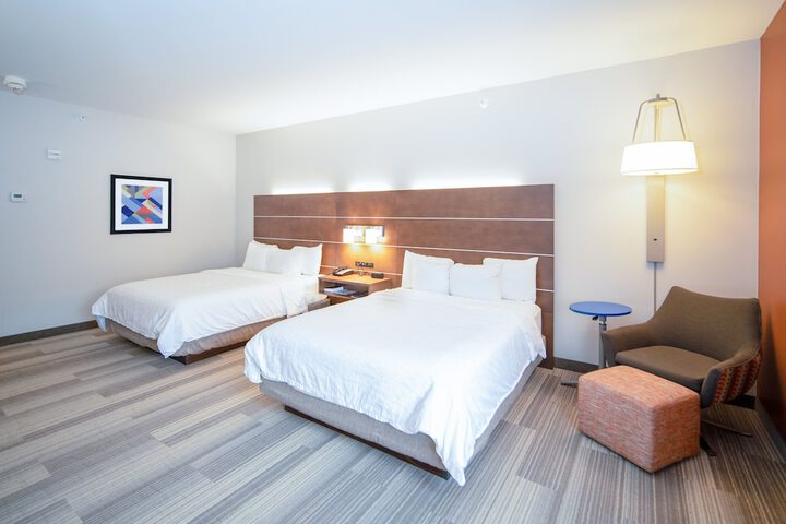Room 29 of 65