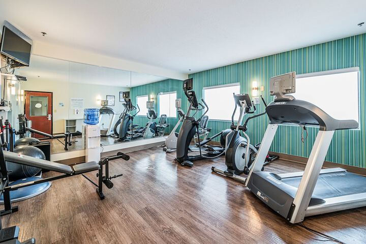 Holiday Inn Express & Suites Franklin KY by IHG