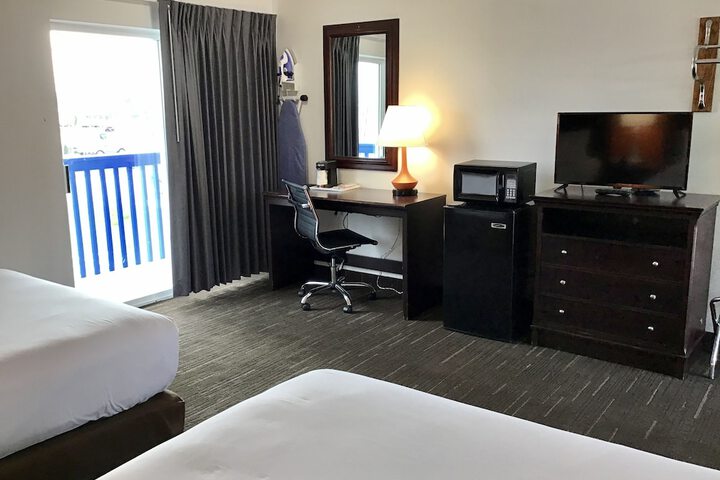 Room 9 of 21