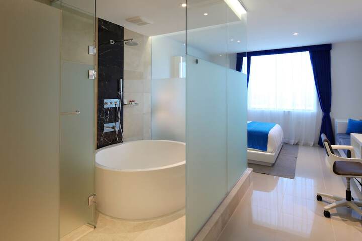The One Boutique Hotel
