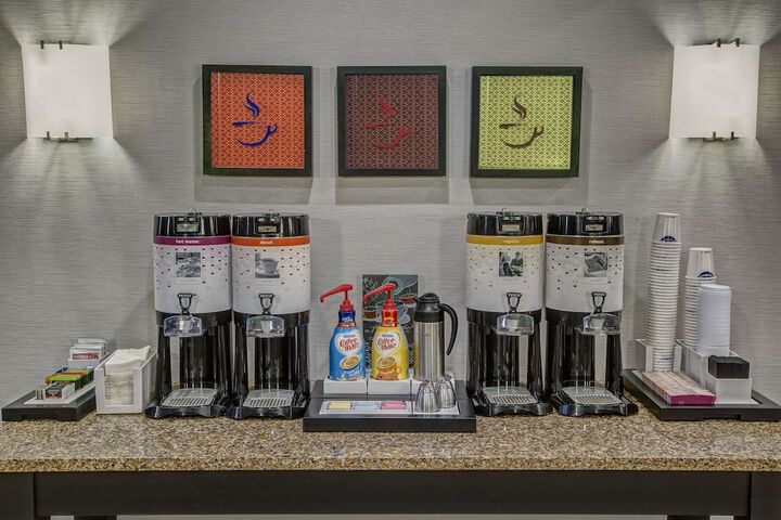 Hampton Inn & Suites Memphis-Wolfchase Galleria