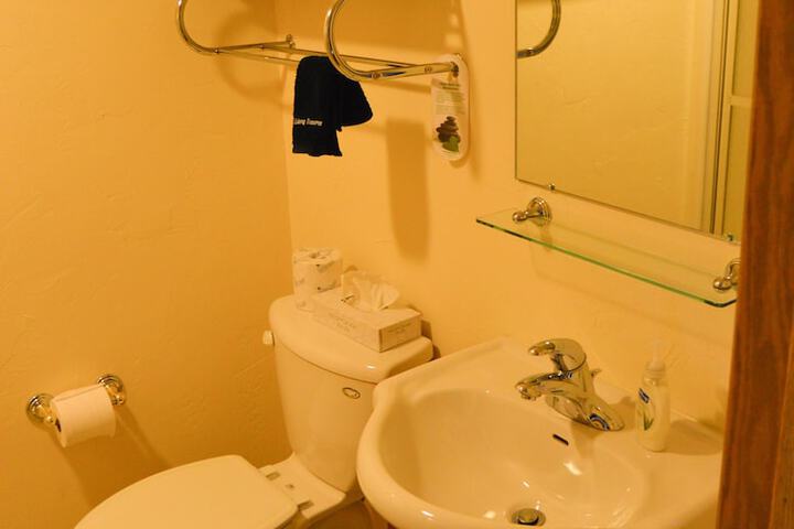 Room 137 of 185