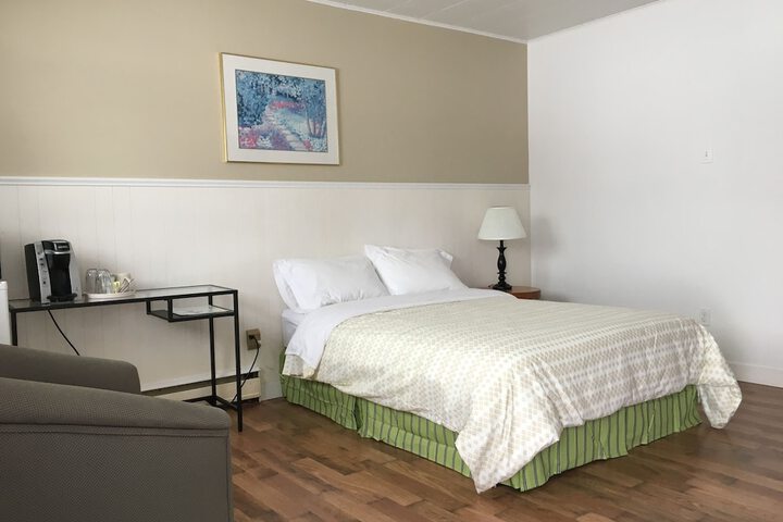 Room 42 of 57