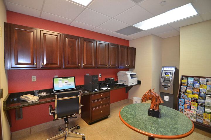 Business Center 45 of 45