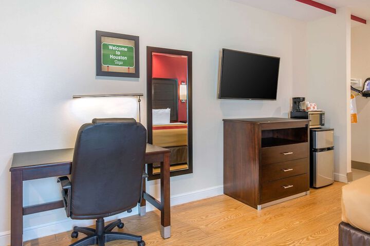 Room 14 of 57