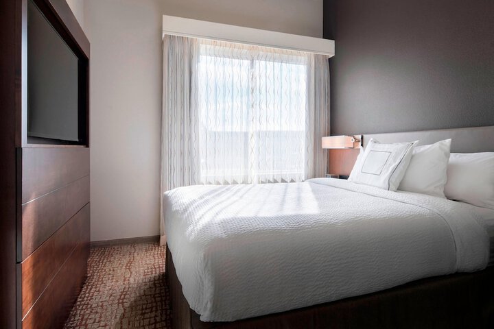 Room 34 of 42
