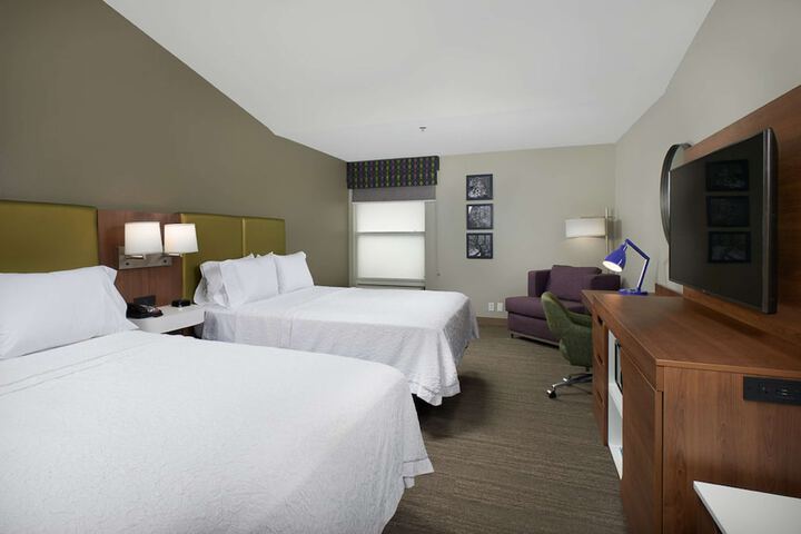 Room 21 of 28