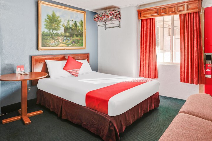 Room 20 of 49