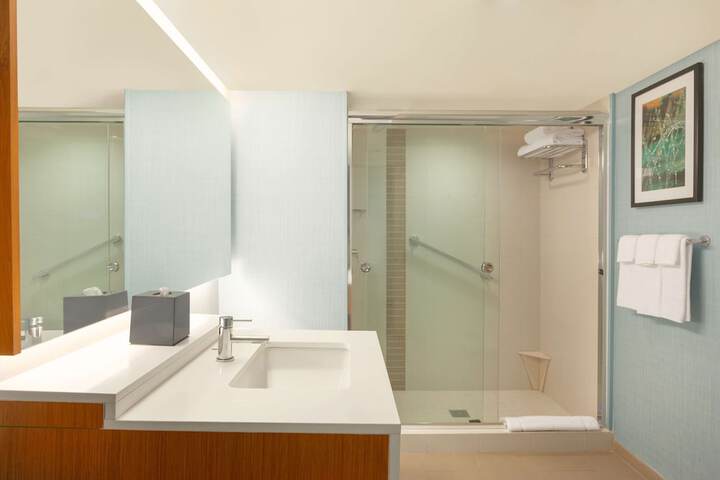 Hyatt Place Phoenix / Chandler-Fashion Center
