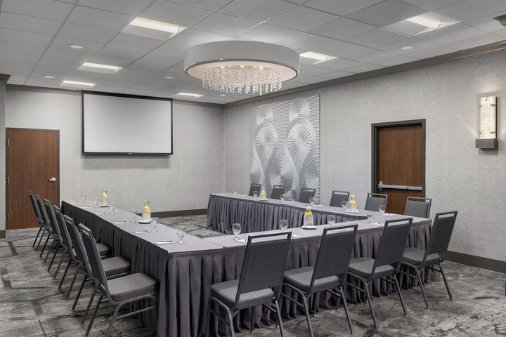 Holiday Inn Coralville Iowa City by IHG