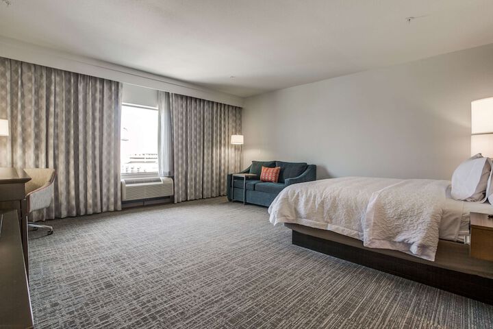 Room 21 of 42