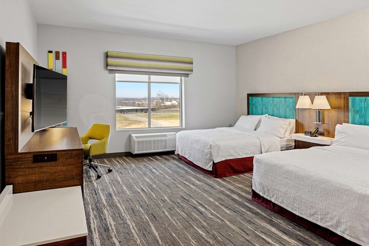 Room 14 of 40