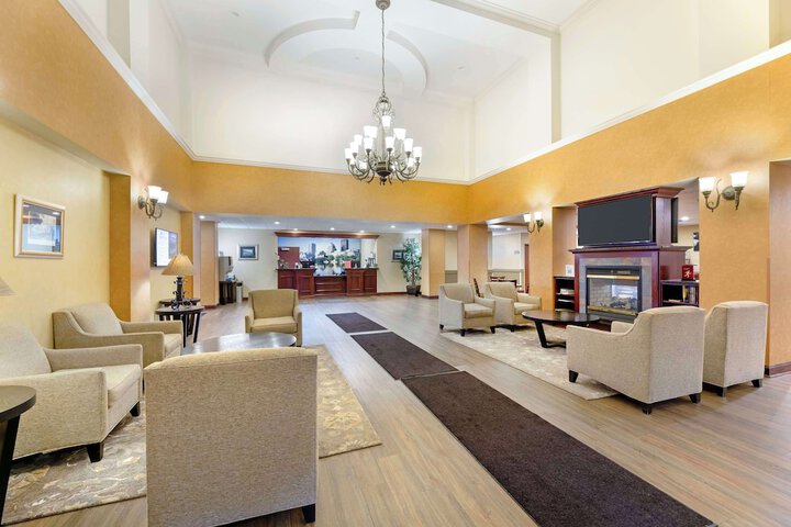 Best Western Plus Victor Inn & Suites
