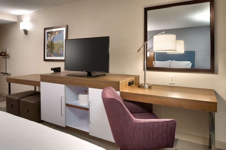 Room 22 of 35