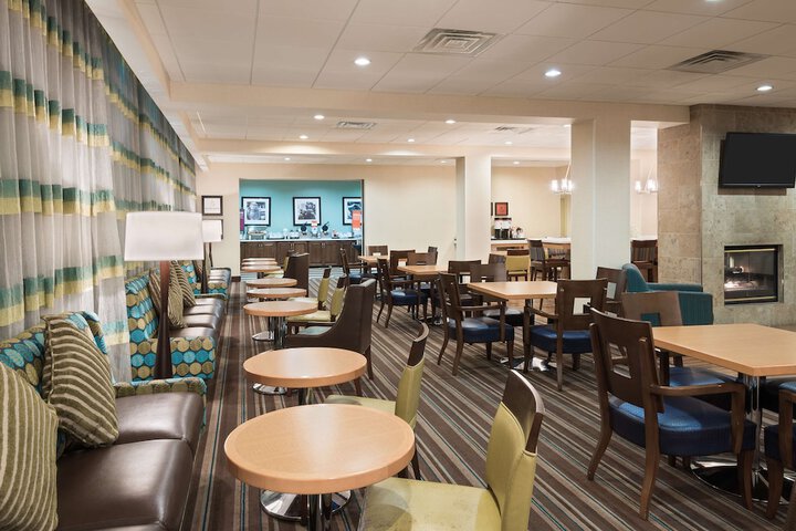 Hampton Inn White Plains / Tarrytown