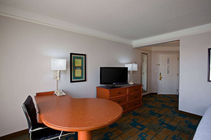 Room 20 of 53