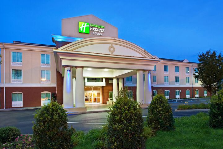 Hotel 4 of 51