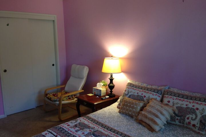Room 10 of 22