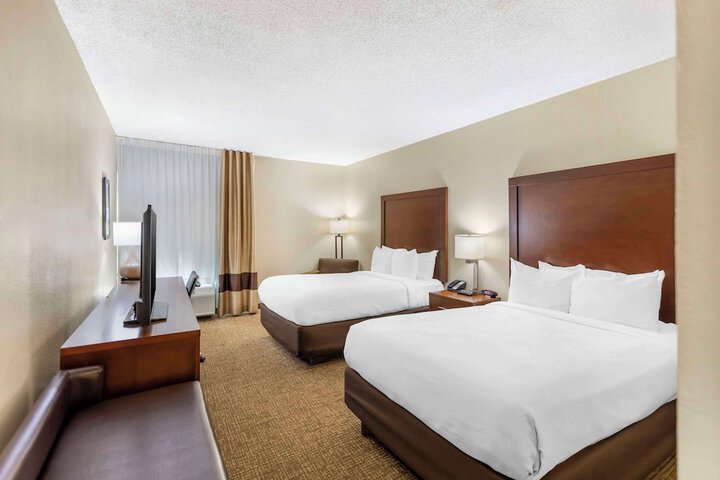 Comfort Inn Meridian - Bonita Lakes
